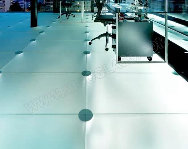 Glass-Floor-migo-glass