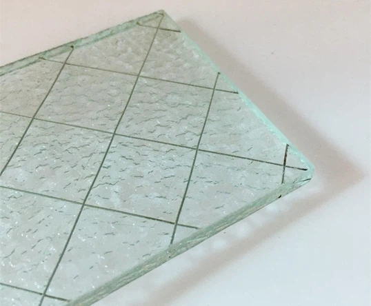 Patterned diamond wired glass Patterned diamond wired glass