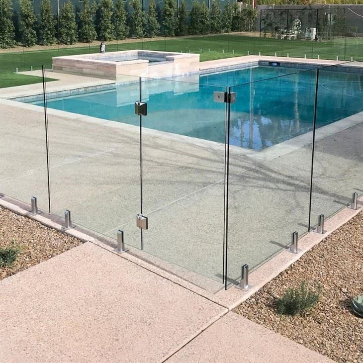 pool fencing glass