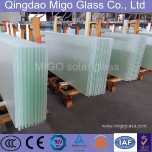 3.2mm Low Iron Patterned Tempered Solar Glass
